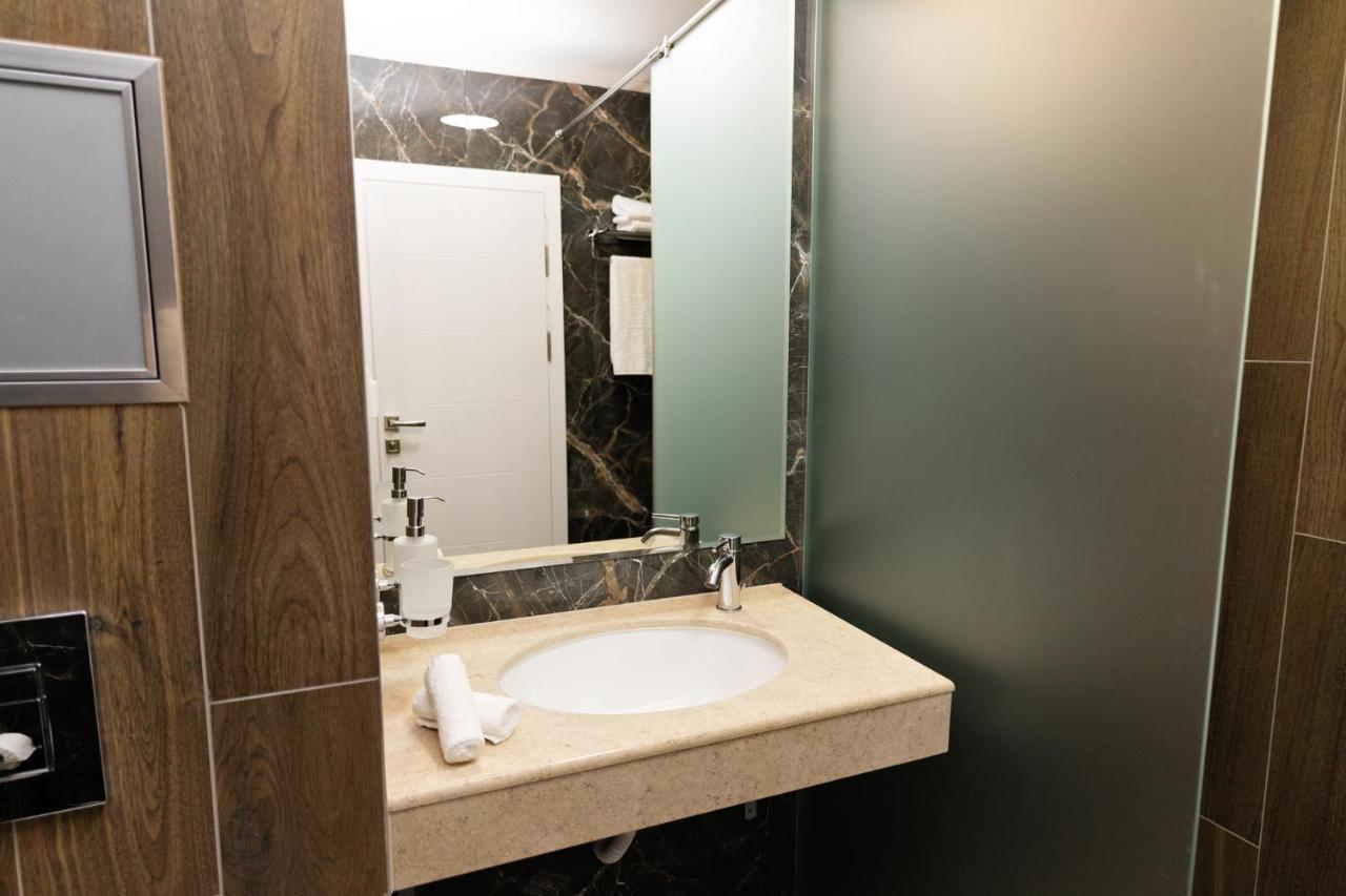 2 Aparthotel