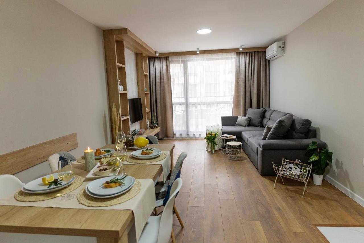 2 Aparthotel *